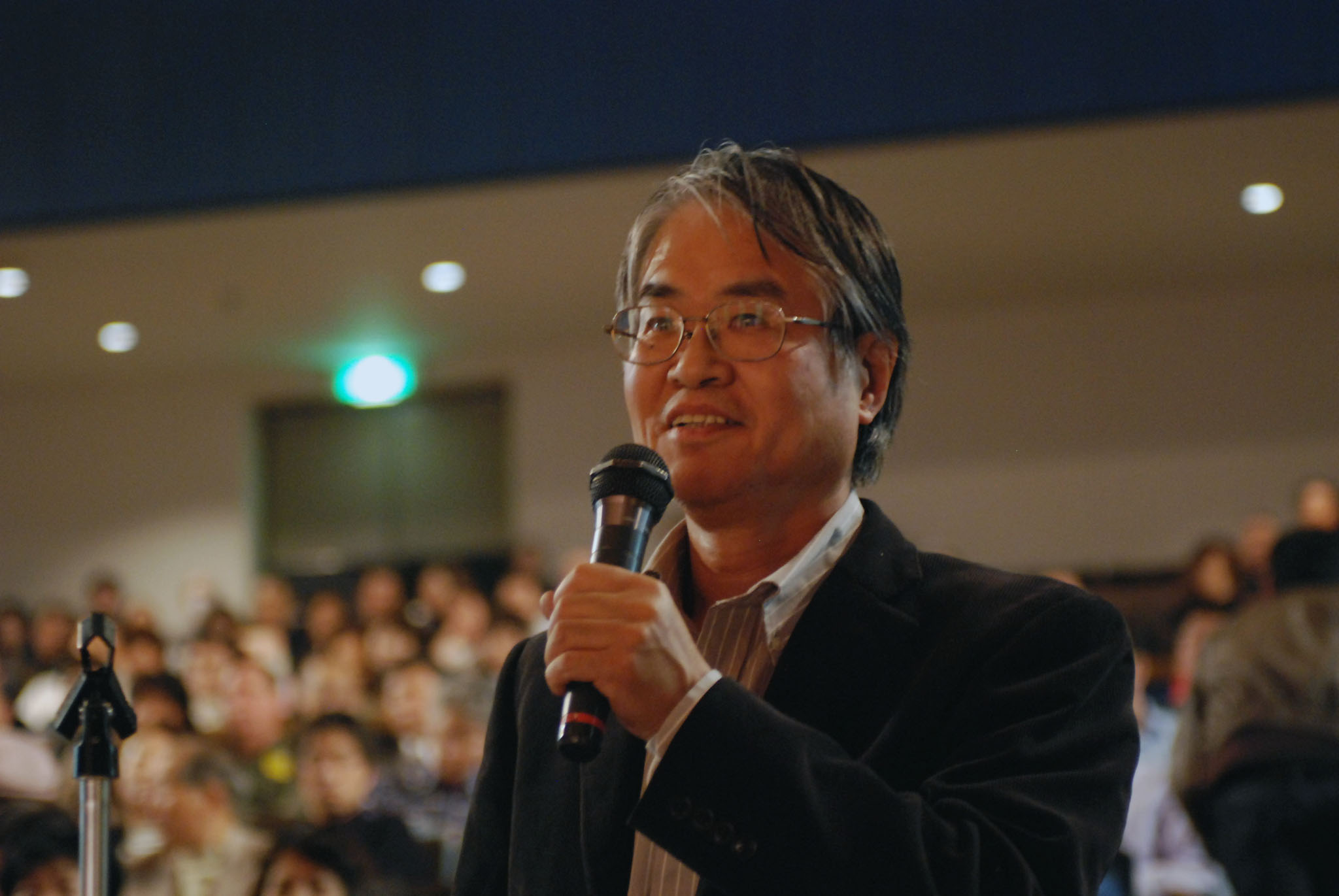 熱心な参加者（質疑応答は本当に熱気に溢れていました）